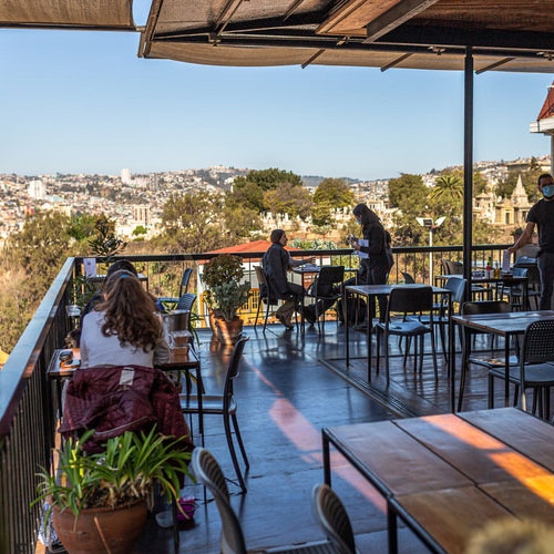 FAUNA  HOTEL Y RESTAURANT YA ES UN CLÁSICO EN EL PUERTO DE VALPARAÍSO