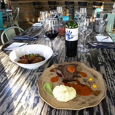 A LA OLLA RESTORANT: COCINA SUSTENTABLE Y DE AUTOR CAMINO A PUCÓN