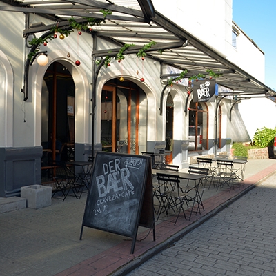 DER BAER:UN CAFÉ DONDE SE DESTACA LA CERVEZA ARTESANAL EN VALDIVIA